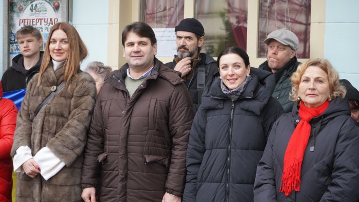 ����� ������ � ���� ��������Ҳ �������