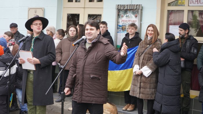 ����� ������ � ���� ��������Ҳ �������